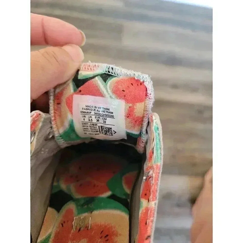 Grey Watermelon converse shoes size‎ 4